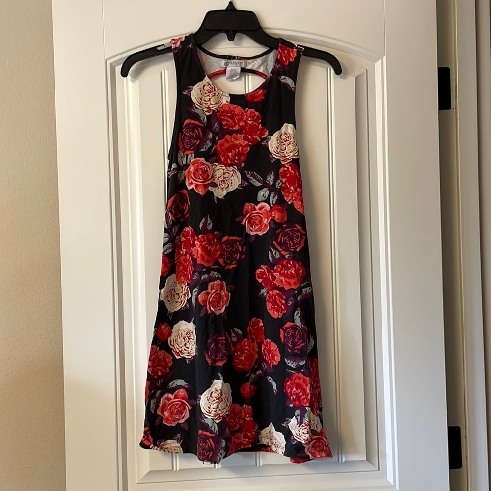 Element dress from vans. Medium.